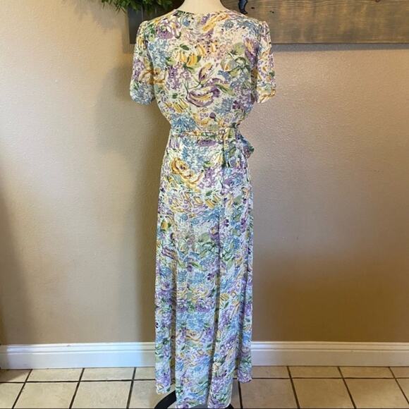 Lulus Feels Magical Ivory Floral Print Short Sleeve Wrap Maxi Dress - Picture 4 of 12